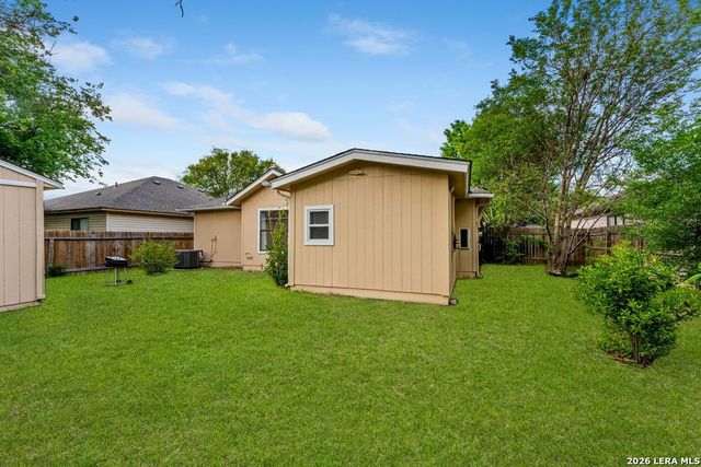9238 Bowen Dr, San Antonio, TX 78250