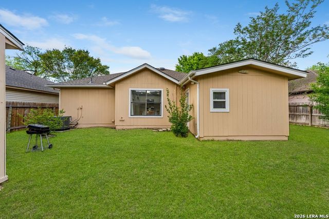 9238 Bowen Dr, San Antonio, TX 78250