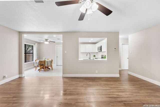 9238 Bowen Dr, San Antonio, TX 78250