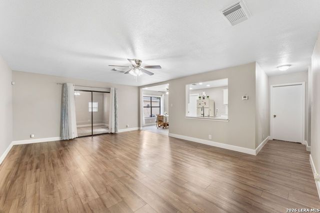 9238 Bowen Dr, San Antonio, TX 78250