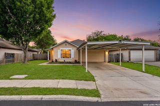 9238 Bowen Dr, San Antonio, TX 78250