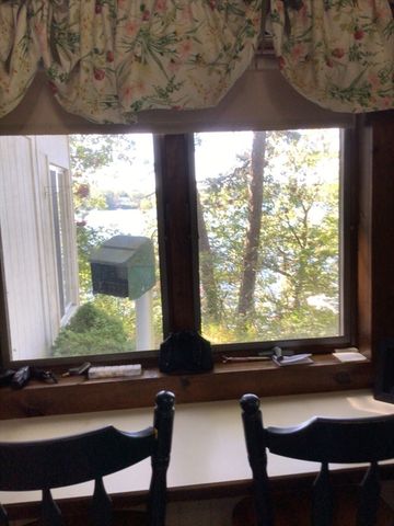 84 Lakewood Dr, Mashpee, MA 02649