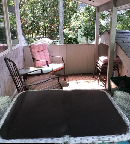 84 Lakewood Dr, Mashpee, MA 02649