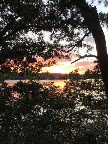 84 Lakewood Dr, Mashpee, MA 02649