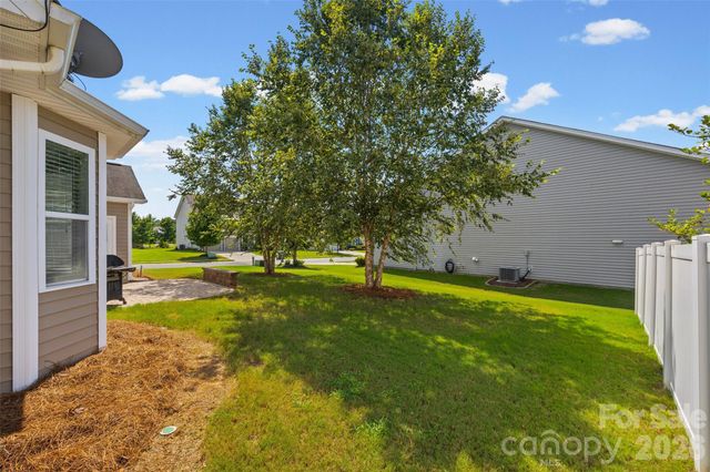 1053 Jack Pine Road 151, Lake Wylie, SC 29710