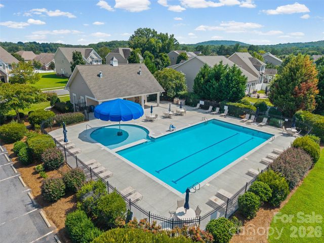 1053 Jack Pine Road 151, Lake Wylie, SC 29710