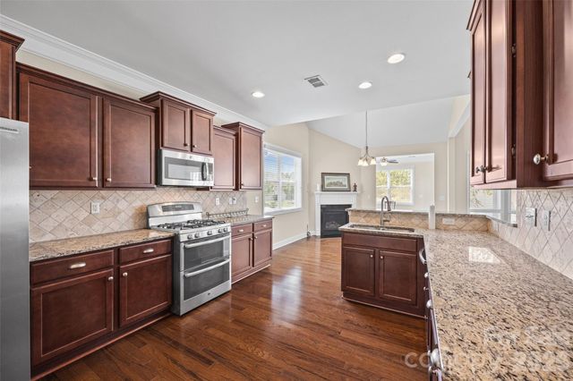 1053 Jack Pine Road 151, Lake Wylie, SC 29710