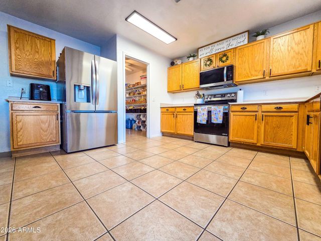 13188 W CROCUS Drive, Surprise, AZ 85379