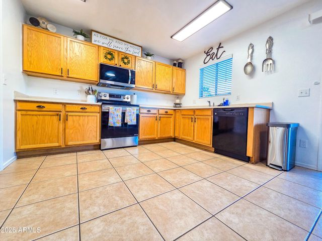 13188 W CROCUS Drive, Surprise, AZ 85379