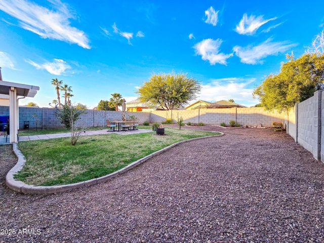 13188 W CROCUS Drive, Surprise, AZ 85379
