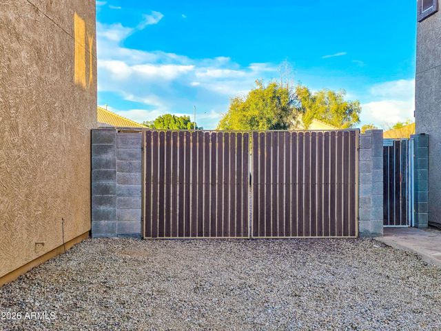 13188 W CROCUS Drive, Surprise, AZ 85379