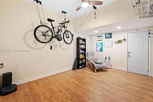 16634 SW 79th Ter, Miami, FL 33193