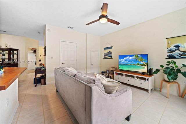 16634 SW 79th Ter, Miami, FL 33193