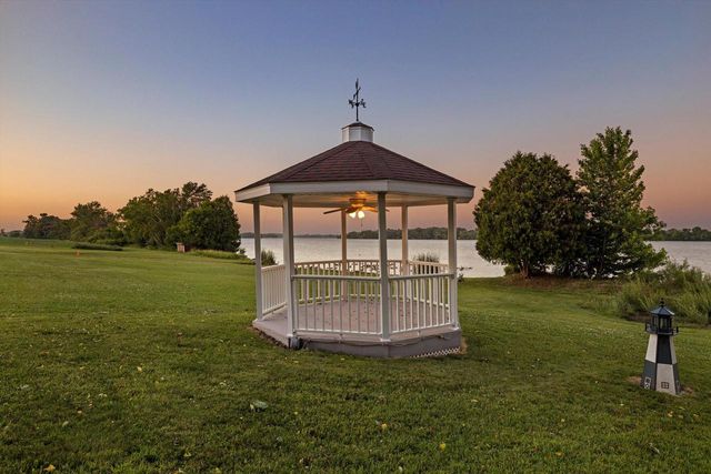 N4554 Lakeview ROAD, Hustisford, WI 53034