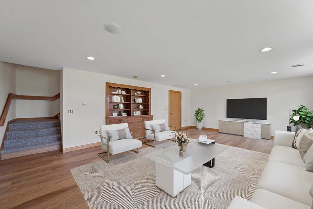 N4554 Lakeview ROAD, Hustisford, WI 53034