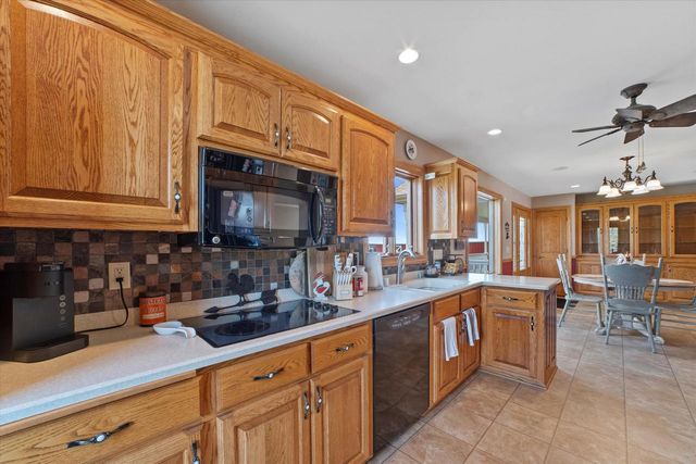 N4554 Lakeview ROAD, Hustisford, WI 53034