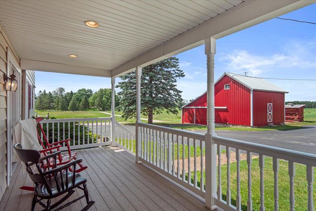 N4554 Lakeview ROAD, Hustisford, WI 53034