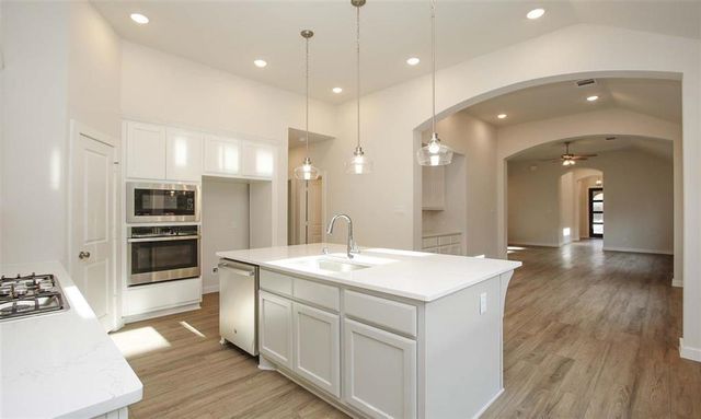 21582 Jordan Pond Ridge, Porter, TX 77365