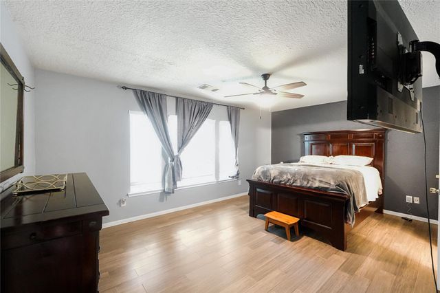 5824 Forest Timbers Drive, Humble, TX 77346