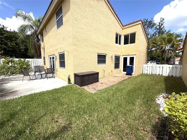 12740 NW 15th St, Sunrise, FL 33323