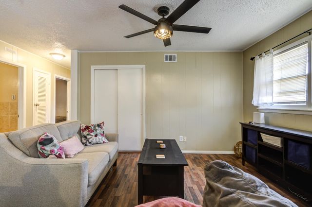 2812 62nd Street, Lubbock, TX 79413