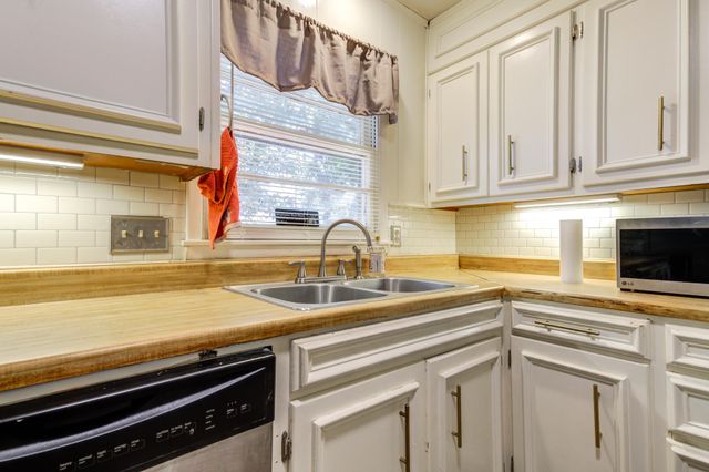 2812 62nd Street, Lubbock, TX 79413