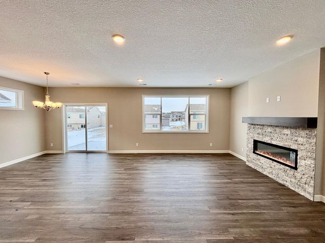 306 Emmy Lane, Hanover, MN 55341