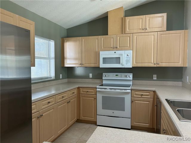 3764 E Sanders Street, Inverness, FL 34453