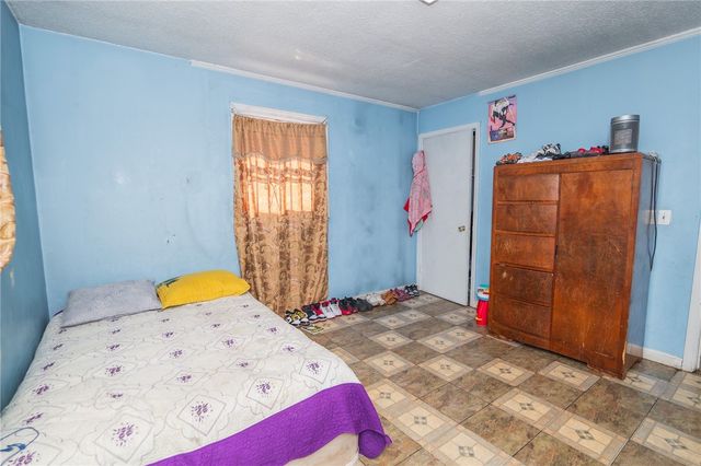 138 Oxford Street, Providence, RI 02905