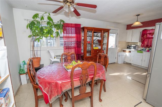 138 Oxford Street, Providence, RI 02905