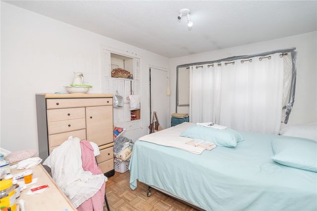 138 Oxford Street, Providence, RI 02905