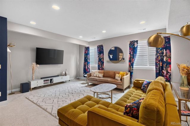 8775 E 55th Avenue, Denver, CO 80238