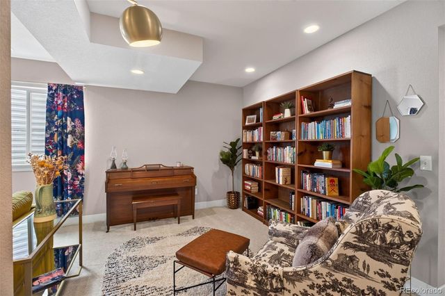 8775 E 55th Avenue, Denver, CO 80238
