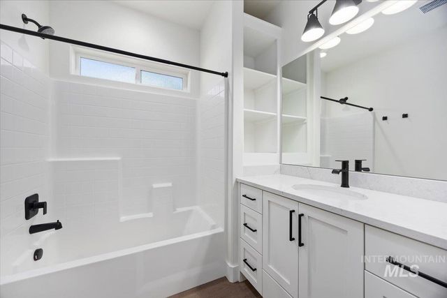 924 Trapper Peak Rd, Kimberly, ID 83341