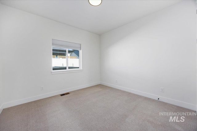 924 Trapper Peak Rd, Kimberly, ID 83341