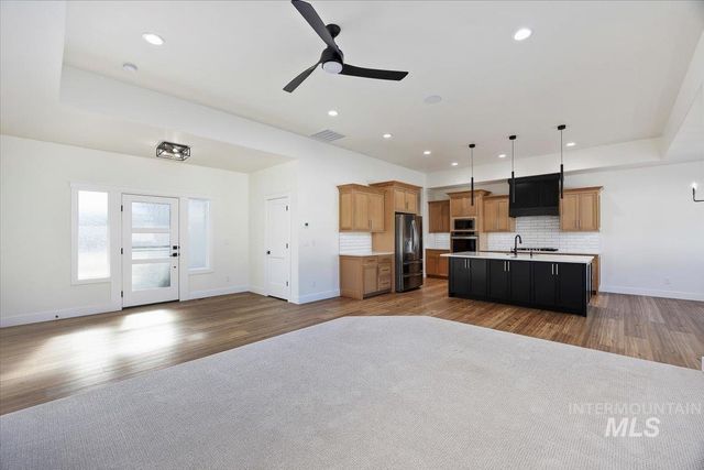 924 Trapper Peak Rd, Kimberly, ID 83341