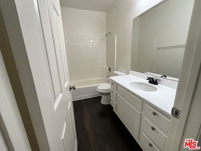 323 Steiner Drive, Hemet, CA 92544