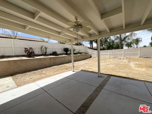 323 Steiner Drive, Hemet, CA 92544