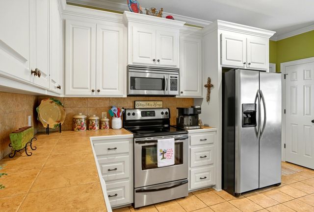 40 Pleasant Hill, Sumrall, MS 39482