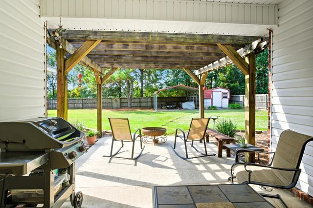 40 Pleasant Hill, Sumrall, MS 39482