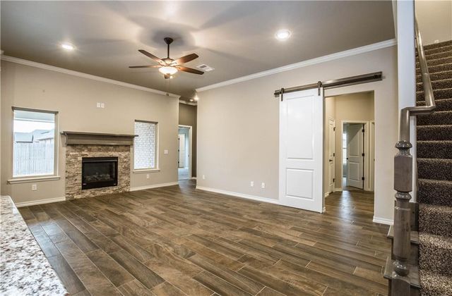 9900 NW 142nd Street, Yukon, OK 73099