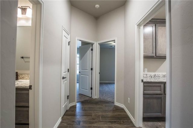 9900 NW 142nd Street, Yukon, OK 73099