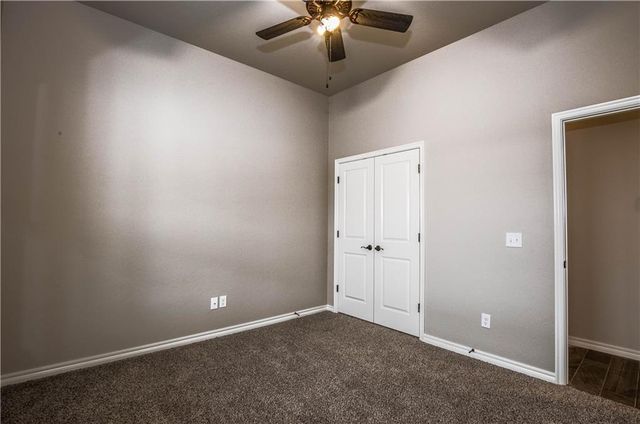 9900 NW 142nd Street, Yukon, OK 73099