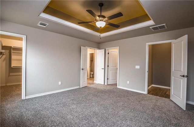 9900 NW 142nd Street, Yukon, OK 73099