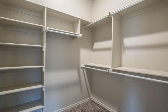 9900 NW 142nd Street, Yukon, OK 73099