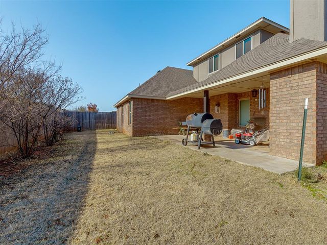 9900 NW 142nd Street, Yukon, OK 73099