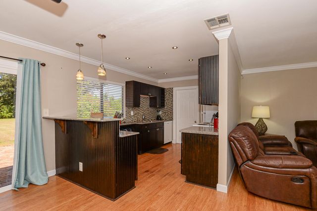207 SW Bridgeport Drive, Port St Lucie, FL 34953