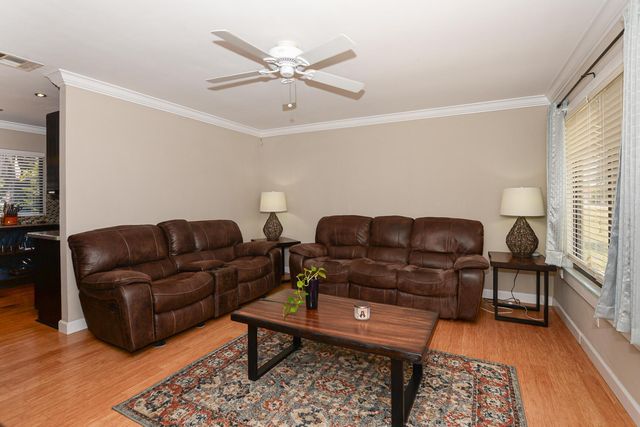 207 SW Bridgeport Drive, Port St Lucie, FL 34953