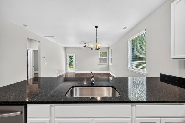 1184 Warrens Way, Manning, SC 29102