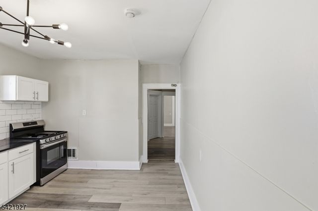 243 S Clinton St, East Orange City, NJ 07018